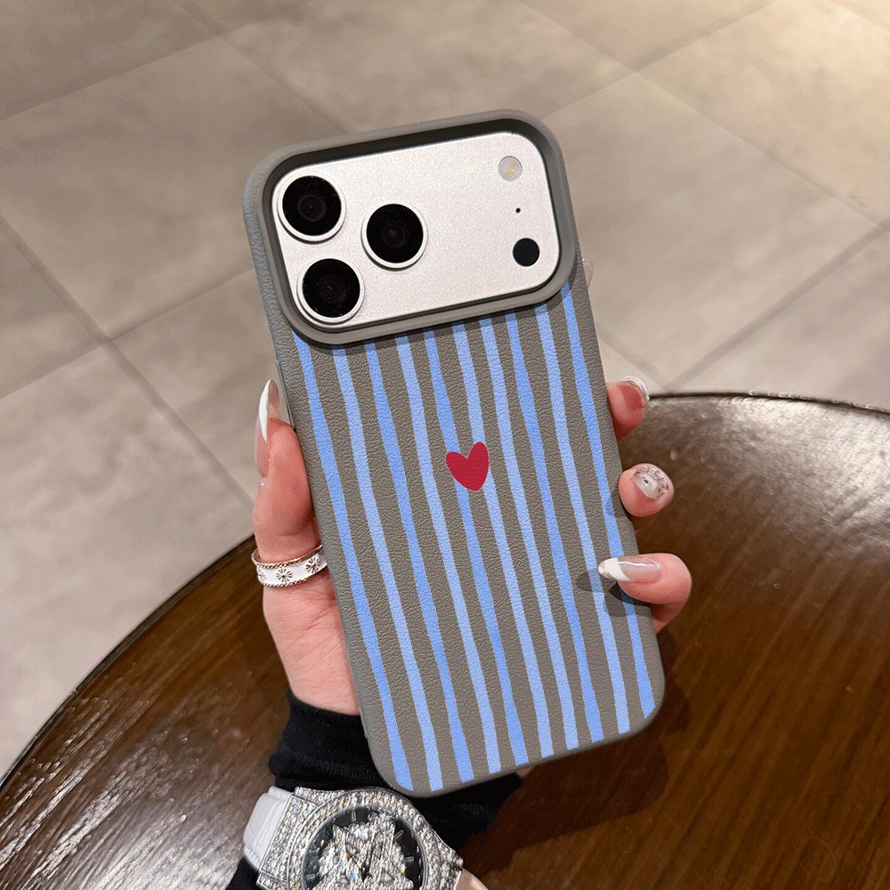 Vertical Stripes Hearts Phone  - огляд і ціна Apple Iphone 15